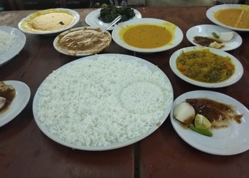 Town-hotel-Pure-vegetarian-restaurants-Sambalpur-Odisha-2