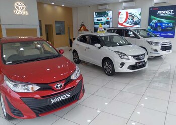 Toyota-lakozy-auto-pvt-ltd-Car-dealer-Vasai-virar-Maharashtra-2
