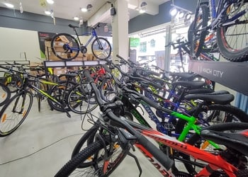 Track-and-trail-Bicycle-store-Chandmari-guwahati-Assam-3