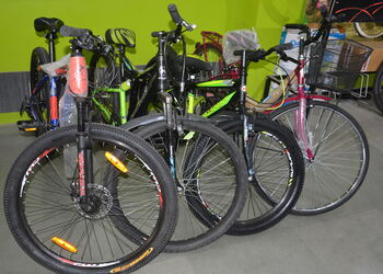 Track-trail-vivek-cycle-stores-Bicycle-store-Vazirabad-nanded-Maharashtra-3