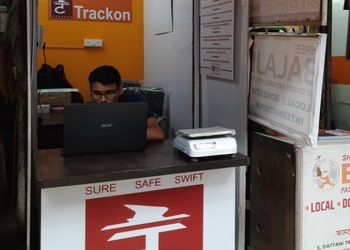 Trackon-courier-pvt-ltd-Courier-services-Borivali-mumbai-Maharashtra-2