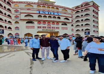 Travel-x-more-Car-rental-Sardarpura-jodhpur-Rajasthan-2