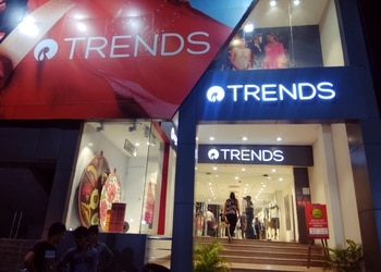 Trends-Clothing-stores-Dolamundai-cuttack-Odisha-1