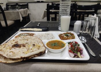 Tulsi-restaurant-Pure-vegetarian-restaurants-Gidc-chitra-bhavnagar-Gujarat-3