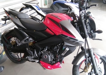 Ujjwal-bajaj-Motorcycle-dealers-Sambalpur-Odisha-3