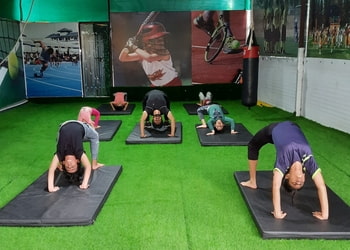 Ultimate-sports-fitness-Gym-Tarabai-park-kolhapur-Maharashtra-3