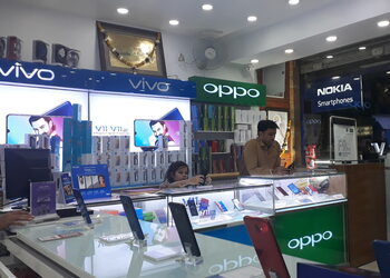Universal-cellular-point-Mobile-stores-Sector-12-faridabad-Haryana-2