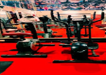 Universal-fitness-gym-Gym-Miraj-Maharashtra-2
