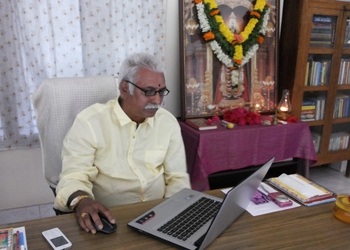 Uppuluri-seshagiri-rao-Astrologers-Rajahmundry-rajamahendravaram-Andhra-pradesh-2