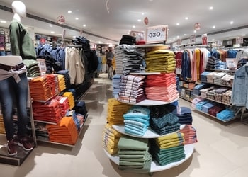 V-mart-Clothing-stores-Betiahata-gorakhpur-Uttar-pradesh-2