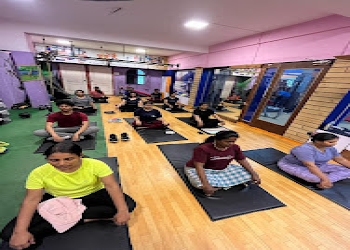 V2-fitness-club-Gym-Choolaimedu-chennai-Tamil-nadu-2