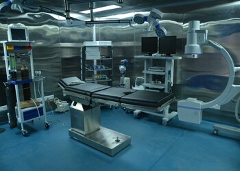 Vachhani-hospital-Orthopedic-surgeons-Gandhinagar-Gujarat-3
