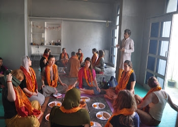 Varanasi-cosmic-energy-centre-Hypnotherapists-Varanasi-Uttar-pradesh-2