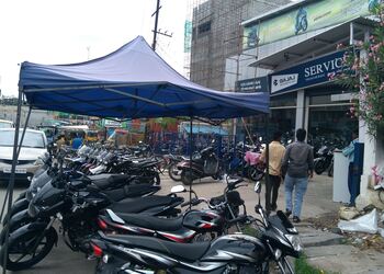 Vds-sayar-bajaj-Motorcycle-dealers-Vellore-Tamil-nadu-3