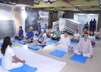 Vedic-life-yoga-and-meditation-center-Yoga-classes-Faridabad-Haryana-2