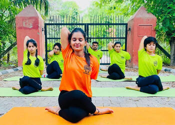 Vedic-yoga-healing-studio-Yoga-classes-Hisar-Haryana-2