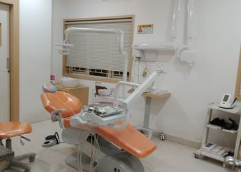 Veeyes-dental-care-Invisalign-treatment-clinic-Tiruppur-Tamil-nadu-3