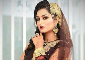 Venisha-beauty-lounge-Makeup-artist-Durg-Chhattisgarh-2