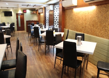 Venus-inn-restaurant-Pure-vegetarian-restaurants-Baramunda-bhubaneswar-Odisha-1