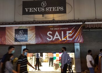 Venus-steps-Shoe-store-New-delhi-Delhi-1