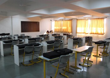 Vibgyor-high-school-Cbse-schools-Kolhapur-Maharashtra-2