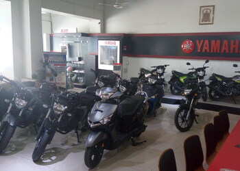 Vicas-yamaha-Motorcycle-dealers-Rajkot-Gujarat-2