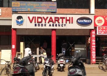 Vidyarthi-book-agency-Book-stores-Gandhinagar-Gujarat-1