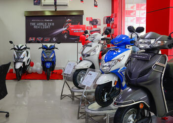 Vihaan-honda-Motorcycle-dealers-Thane-Maharashtra-3