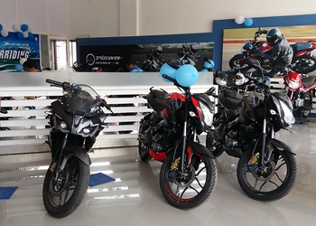 Vijayaganapathi-automotives-Motorcycle-dealers-Nizamabad-Telangana-2