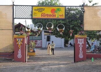 Vishala-park-Family-restaurants-Bhavnagar-Gujarat-1