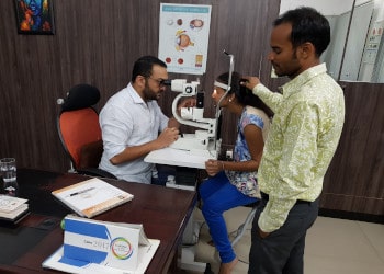 Vision-care-center-Eye-hospitals-Bharatpur-Rajasthan-2