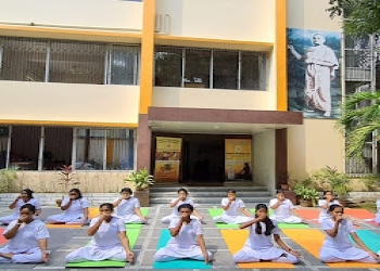 Vivekananda-yoga-anusandhana-samsthana-Yoga-classes-Kolkata-West-bengal-2