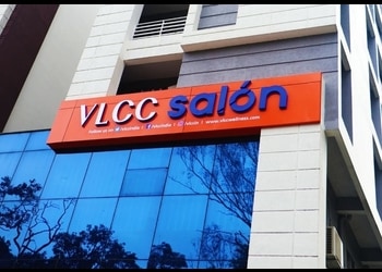 Vlcc-salon-Beauty-parlour-Hazaribagh-Jharkhand-1