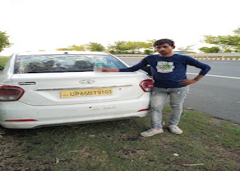 Vrindavan-taxi-bas-service-Taxi-services-Vrindavan-mathura-Uttar-pradesh-2