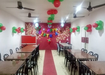 Vyanjan-restaurant-Pure-vegetarian-restaurants-College-square-cuttack-Odisha-2