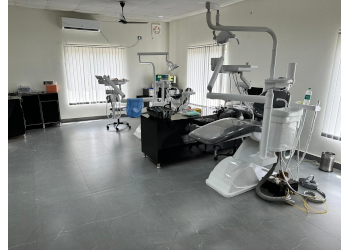 Vyom-orthodontic-aesthetic-center-Dental-clinics-Bharatpur-Rajasthan-2