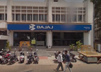 Wasan-bajaj-Motorcycle-dealers-Adgaon-nashik-Maharashtra-1