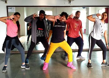 Waves-dance-academy-Dance-schools-Solapur-Maharashtra-3