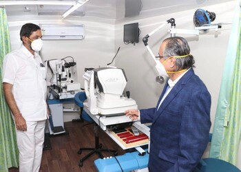 Wavikar-eye-institute-Eye-hospitals-Thane-Maharashtra-2