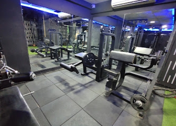 Weights-n-bars-fitness-studio-Gym-Malad-mumbai-Maharashtra-2