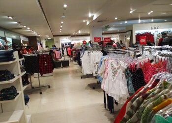 Westside-jyothi-mall-Clothing-stores-Kurnool-Andhra-pradesh-2
