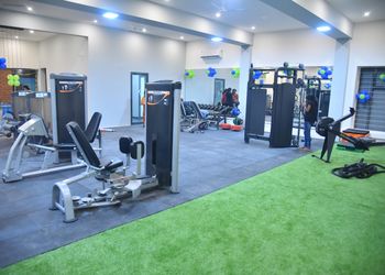 Wfit-biggest-unisex-gym-Gym-Goripalayam-madurai-Tamil-nadu-2