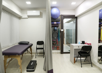 World-of-rehab-Physiotherapists-Bandra-mumbai-Maharashtra-3