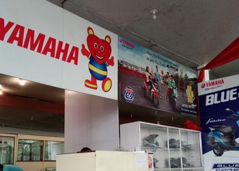 Yamaha-plaza-Motorcycle-dealers-Duliajan-Assam-1