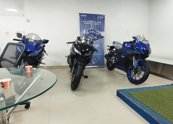 Yamaha-sidharth-auto-Motorcycle-dealers-Sector-31-gurugram-Haryana-2