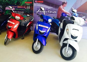 Yamaha-vestra-automotive-Motorcycle-dealers-Baner-pune-Maharashtra-3
