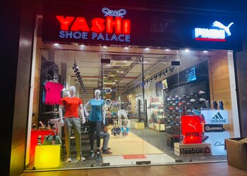 Yashi-shoes-Shoe-store-Ahmedabad-Gujarat-1