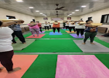 Yoga-class-with-rajani-Yoga-classes-Kurla-mumbai-Maharashtra-2