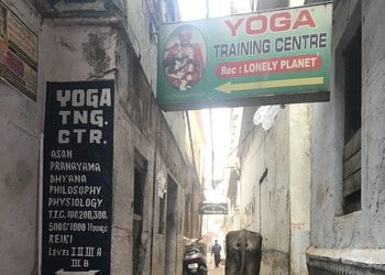 Yoga-training-centre-Yoga-classes-Pandeypur-varanasi-Uttar-pradesh-1