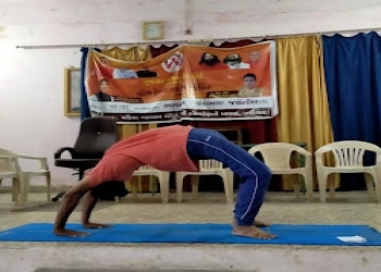 Yoga-with-mayank-Yoga-classes-Nadiad-Gujarat-2